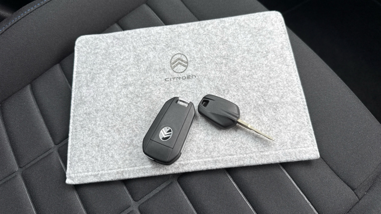 Citroen C3 83kW Plus 44kWh 5dr Auto Electric Hatchback